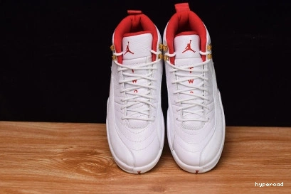 Hyperoad RED AIR JORDAN UNIVERSITY FIBA 12 WHITE 0822